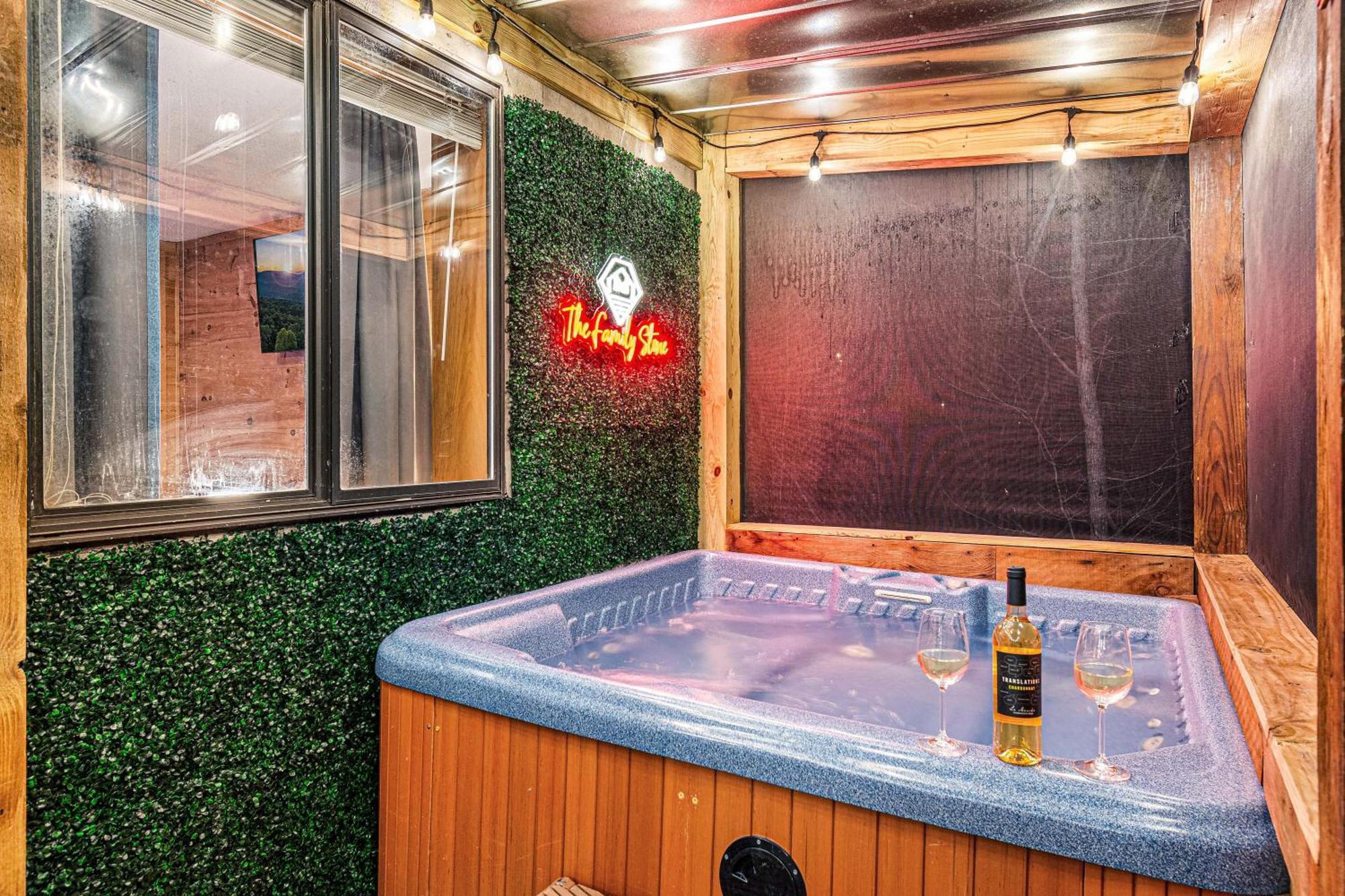 The Family Stone Luxe Cabin Sleeps 12 Hot Tub Dogfriendly Dollywood Піджен-Фордж Екстер'єр фото